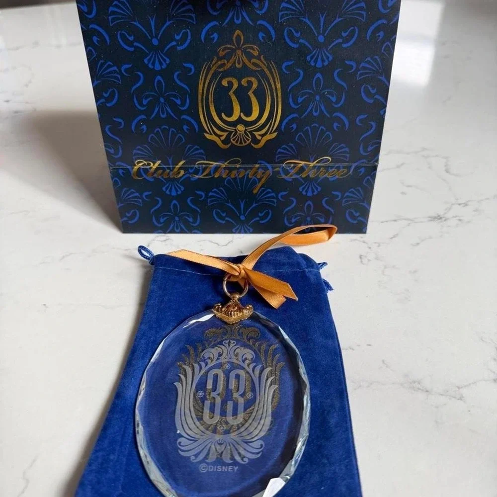 Disney Club 33 Crystal Glass Christmas Ornament w/ Bag & Velvet Pouch Rare